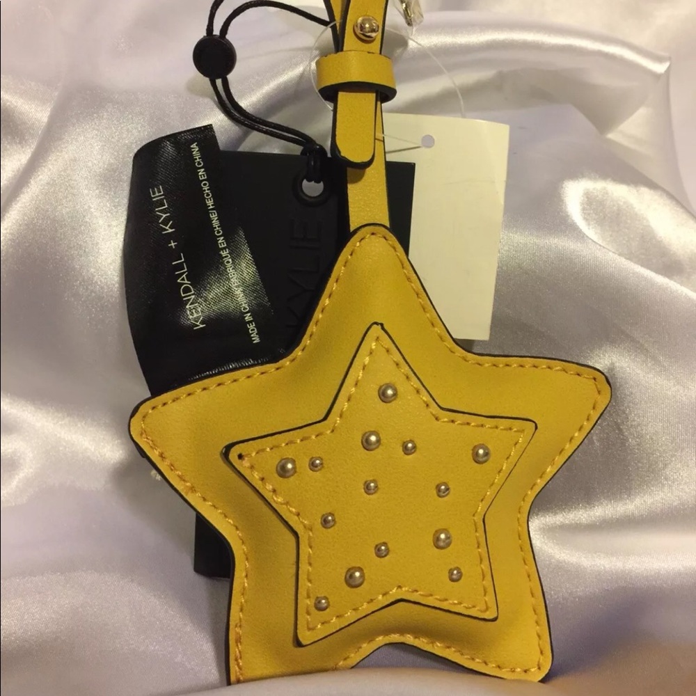 🦋Kendall & Kylie Mustard Star Purse Charm Star